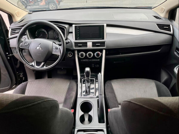 2019 Mitsubishi Xpander 1.5 GLS Sport 30K KM Automatic - Image 11