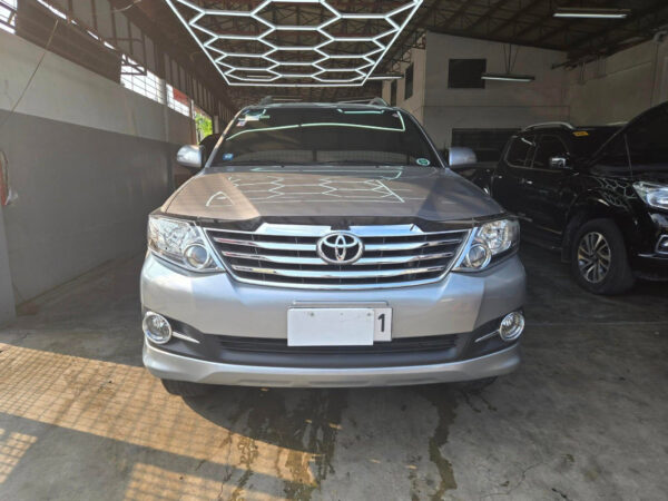 2015 TOYOTA FORTUNER 2.7 G BLACK SERIES GAS A/T - Image 2