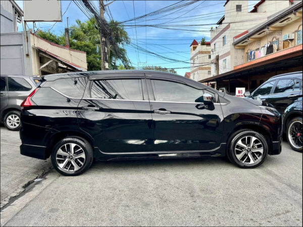 2019 Mitsubishi Xpander 1.5 GLS Sport 30K KM Automatic - Image 7