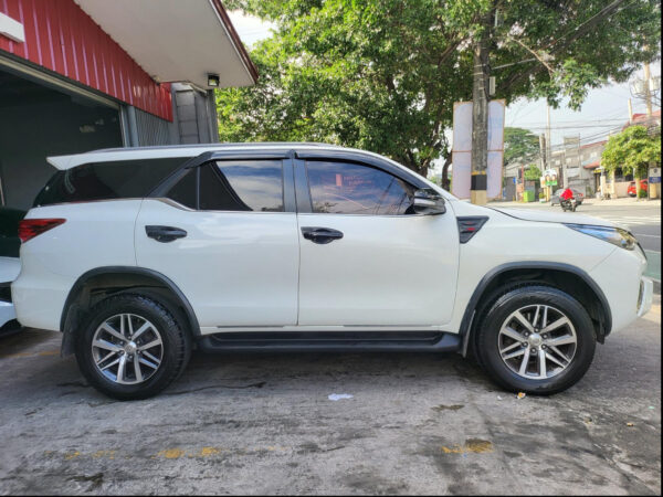 2017 Toyota Fortuner 2.4 V Diesel Automatic - Image 7