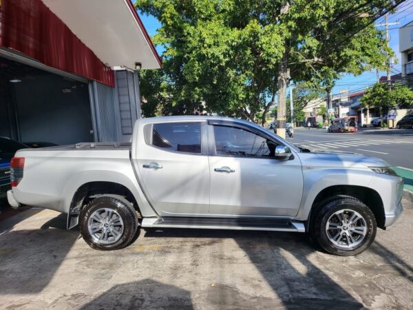 2019 Mitsubishi Strada 2.4 GLX PLUS Automatic - Image 7