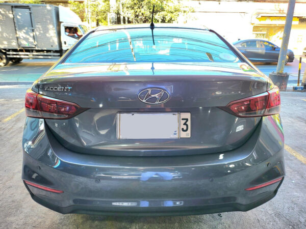 2020 Hyundai Accent 2.4 GL 30K KM Automatic - Image 8