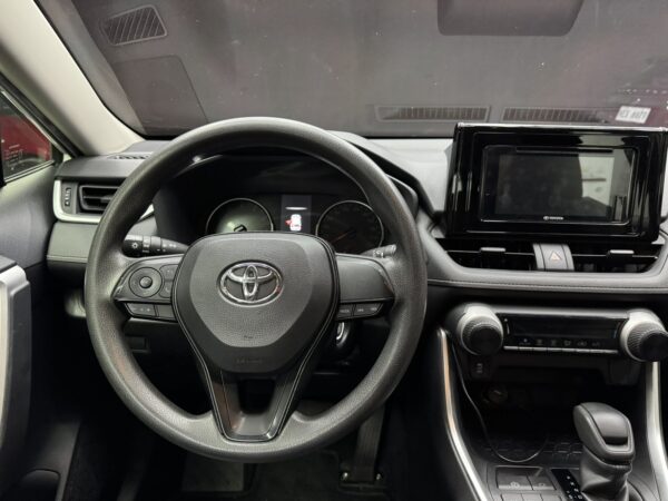 2019 Toyota Rav4 2.5 Automatic - Image 12