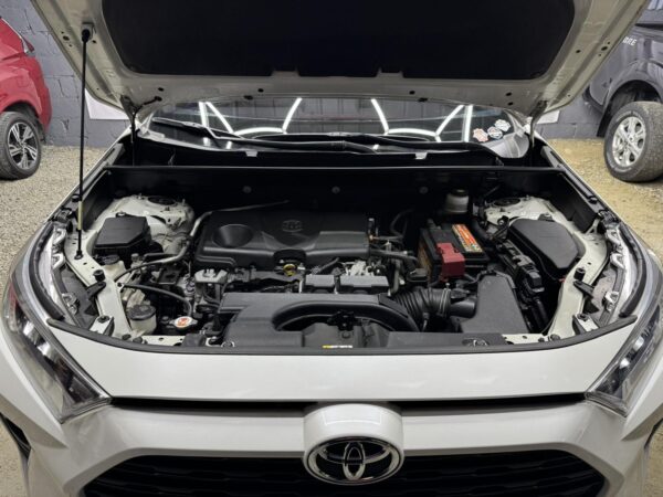 2019 Toyota Rav4 2.5 Automatic - Image 16