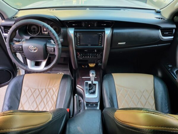 2019 Toyota Fortuner 2.4 G Diesel 20K KM Automatic - Image 11