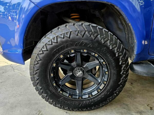 2020 TOYOTA HILUX CONQUEST 4×2 G A/T - Image 13