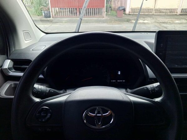 2024 Toyota Avanza E 1.3 CVT Automatic - Image 5