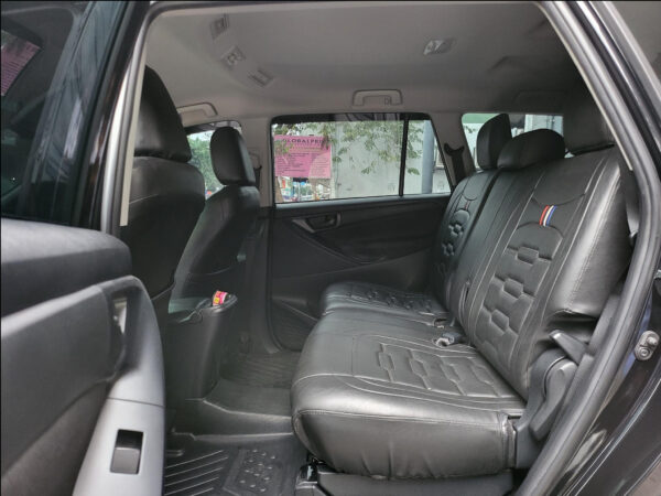 2023 Toyota Innova 2.8 E 20K KM Casa Maintained Automatic - Image 12