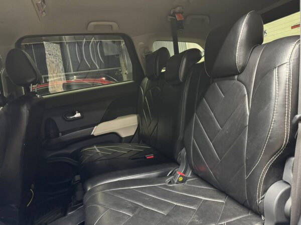2019 TOYOTA RUSH 1.5 G - Image 11