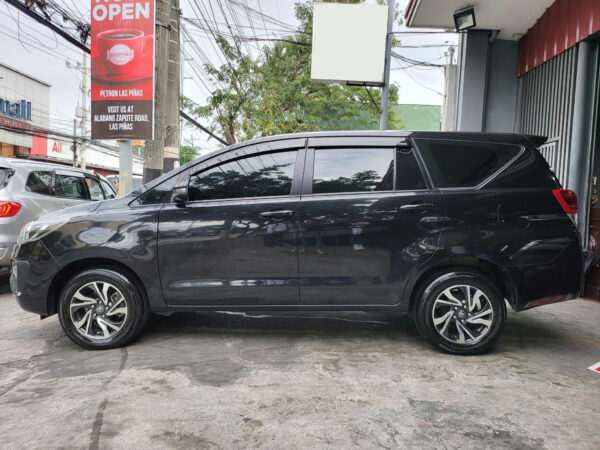 2023 Toyota Innova 2.8 E 20K KM Casa Maintained Automatic - Image 6