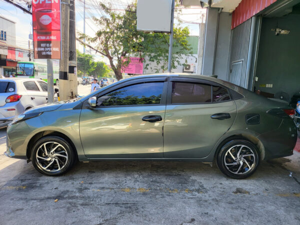 2022 Toyota Vios 1.3 XLE Automatic - Image 8