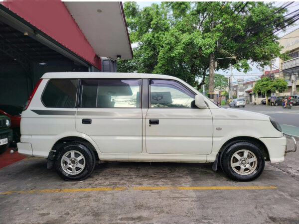 2016 Mitsubishi Adventure 2.5 GLX Manual - Image 8