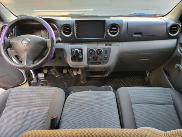 2017 Nissan NV350 2.5 Urvan Manual - Image 11