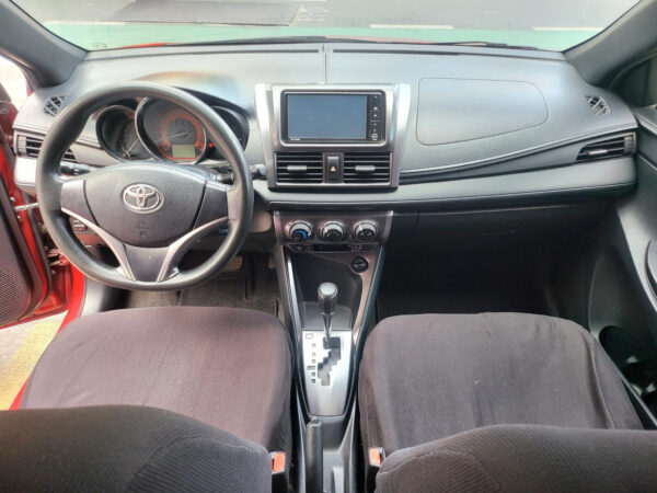 2015 Toyota Yaris 1.3 E Automatic - Image 11