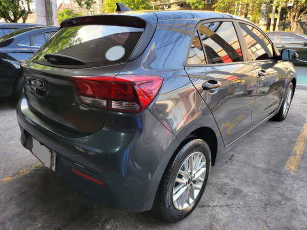 2018 Kia Rio Acquired 1.4 Manual - Image 4