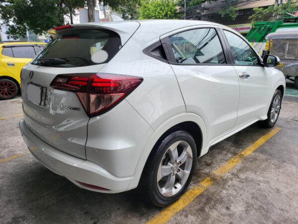 2017 Honda HRV 1.8 EL Automatic - Image 4