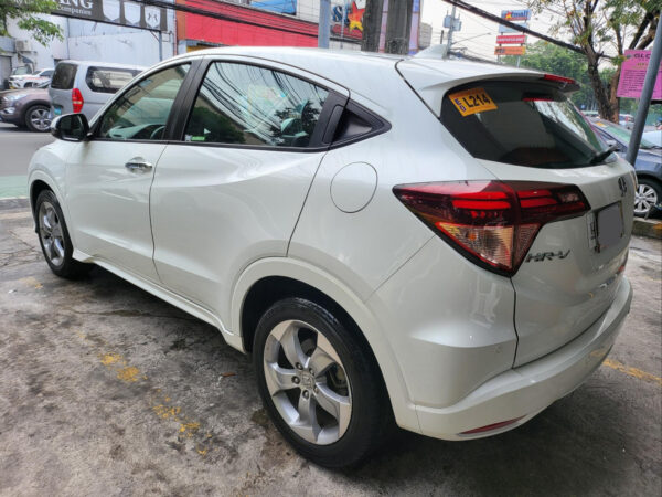 2017 Honda HRV 1.8 EL Automatic - Image 5