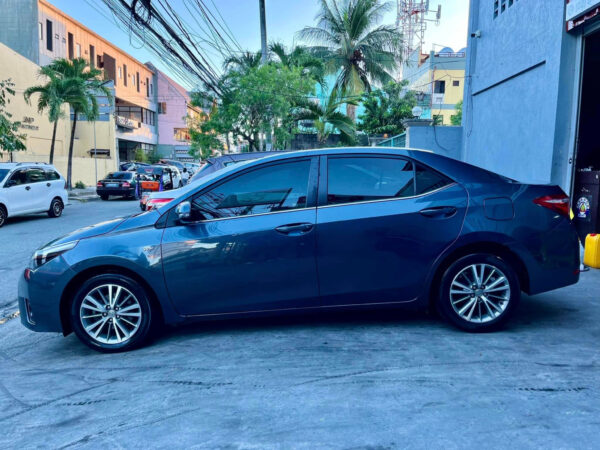 2016 Toyota Corolla Altis 1.6 G Manual - Image 6