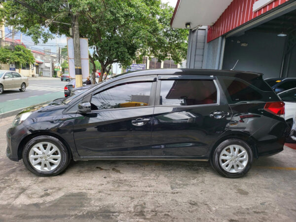 2015 Honda Mobilio 1.5 V Automatic - Image 6