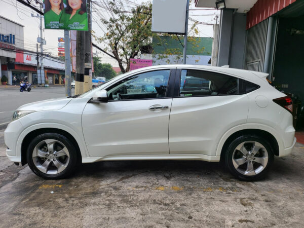 2017 Honda HRV 1.8 EL Automatic - Image 6