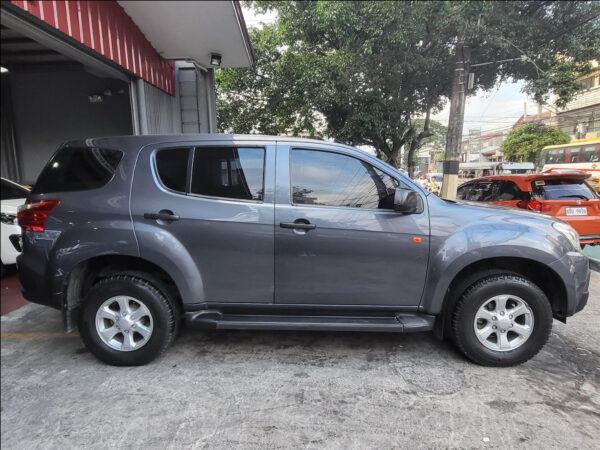 2019 Isuzu MU-X 1.9 RZ4E Blue Power Automatic - Image 7