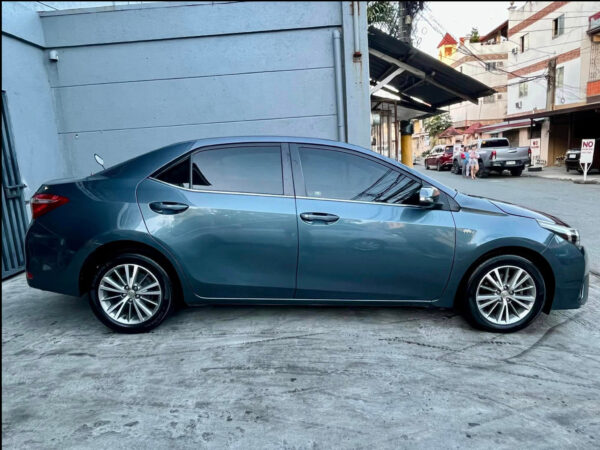 2016 Toyota Corolla Altis 1.6 G Manual - Image 7