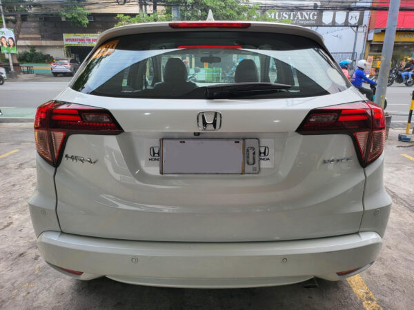 2017 Honda HRV 1.8 EL Automatic - Image 8