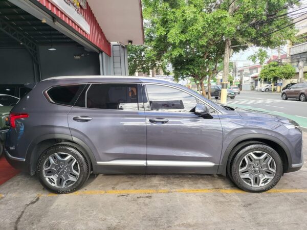 2023 Hyundai Santa Fe 2.2 CRDI Save 900K From Brand New 10K KM Automatic - Image 7