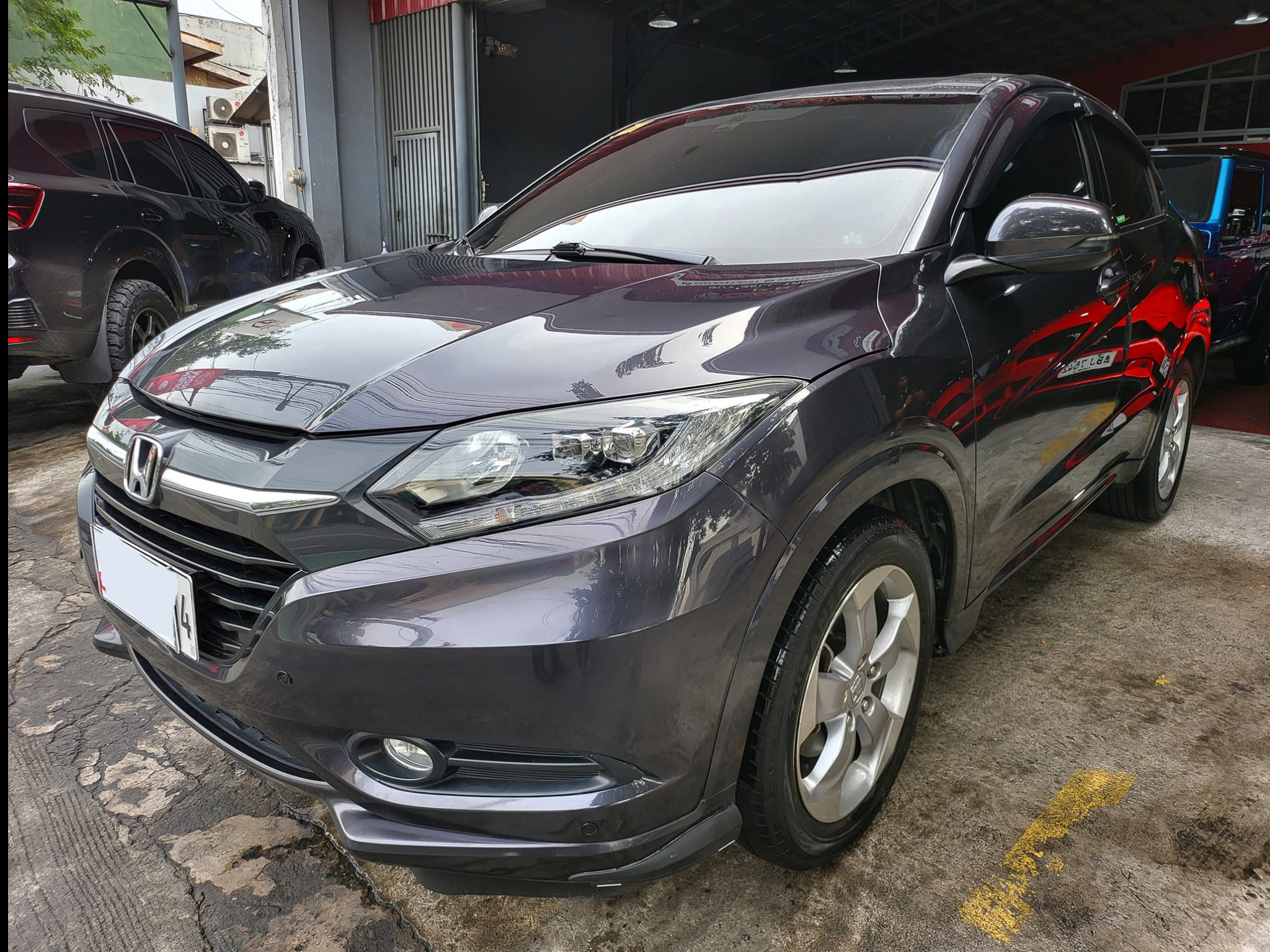 Second-hand SUV/Crossover Car For Sale in Cainta, Rizal