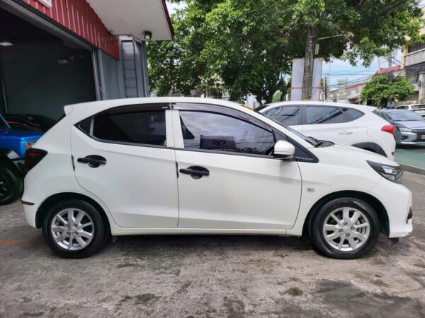 2022 Honda Brio 1.2 V 17K KM Automatic - Image 7