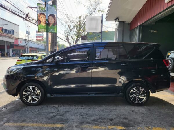 2023 Toyota Innova 2.8 E Diesel Automatic - Image 6