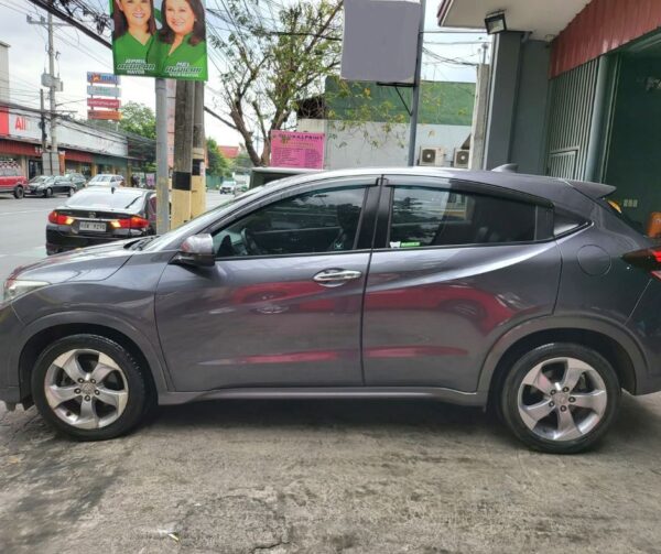 2017 Honda HR-V 1.8 EL 30K KM Automatic - Image 6