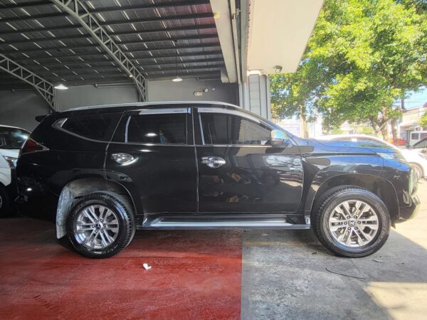 2023 Mitsubishi Montero Sport 2.5 GLS Automatic - Image 7