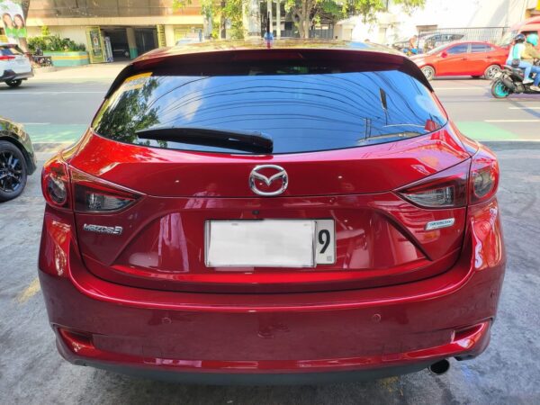 2019 Mazda 3 Hatchback 1.5 Skyactiv 30K KM Automatic - Image 7