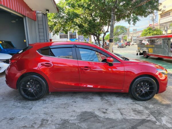 2019 Mazda 3 Hatchback 1.5 Skyactiv 30K KM Automatic - Image 6