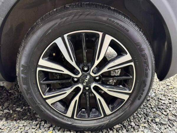 Kia Stonic 2023 LX 1.4 Automatic - Image 17
