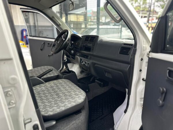2022 SUZUKI APV GA M/T - Image 9