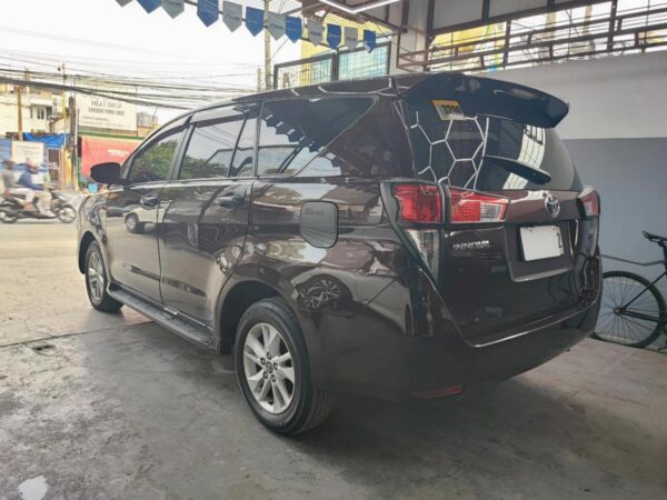 2017 TOYOTA INNOVA G 2.8 G A/T - Image 10
