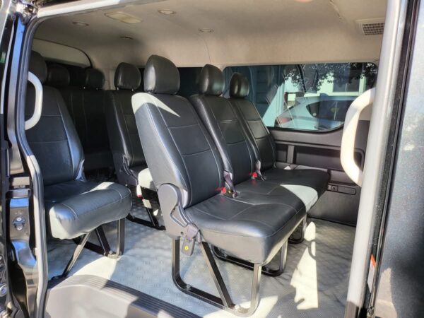 2018 Toyota Hiace Grandia 3.0 GL Automatic - Image 12