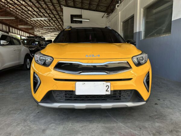 2023 Kia Stonic 1.4EX Gas A/T - Image 2