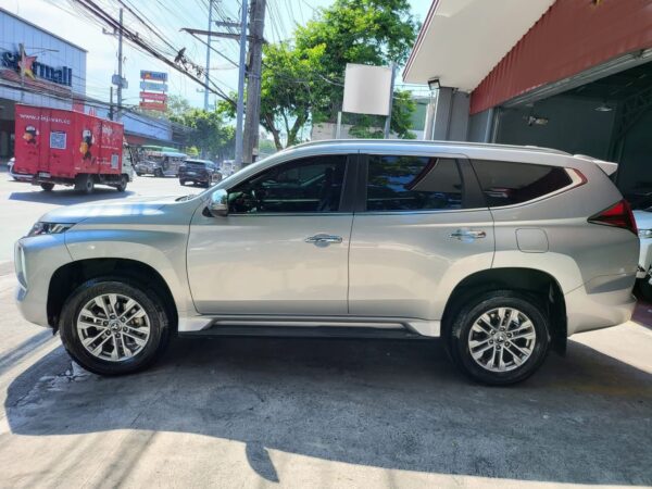 2022 Mitsubishi Montero Sport GLX Manual - Image 6