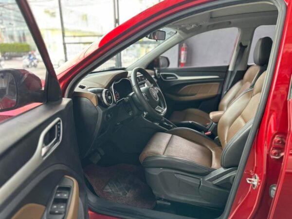 2019 MG ZS Alpha with Sunroof A/T - Image 9
