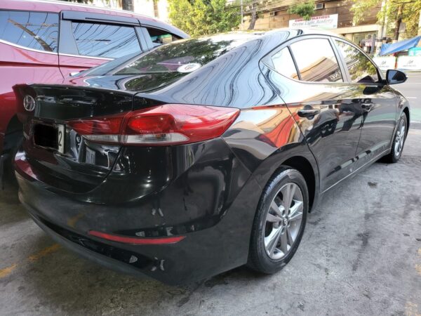 2017 Hyundai Elantra Acquired 1.6 GL Automatic - Image 4