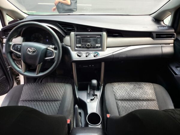 2020 Toyota Innova 2.8 E Diesel A/T - Image 11