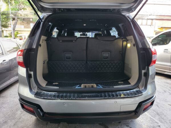 2016 Ford Everest 2.2 Titanium Automatic - Image 9