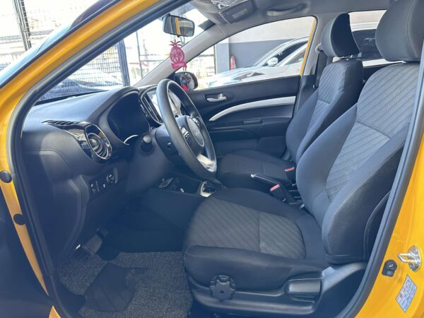 2023 Kia Stonic 1.4EX Gas A/T - Image 8