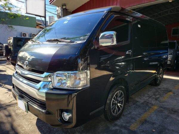 2018 Toyota Hiace Grandia 3.0 GL Automatic - Image 16
