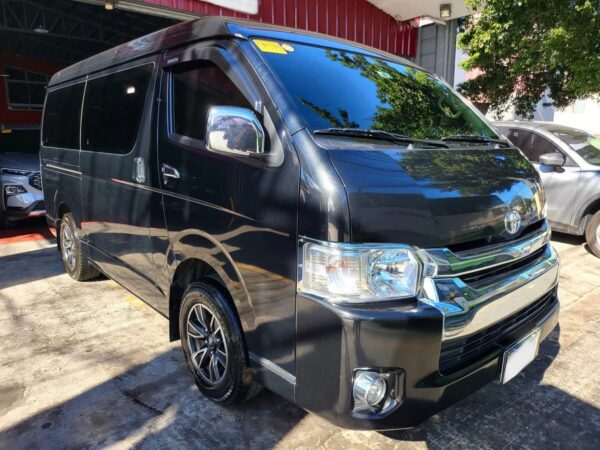 2018 Toyota Hiace Grandia 3.0 GL Automatic - Image 18