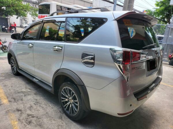 2020 Toyota Innova 2.8 E Diesel A/T - Image 5