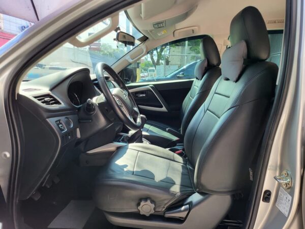 2022 Mitsubishi Montero Sport GLX Manual - Image 10